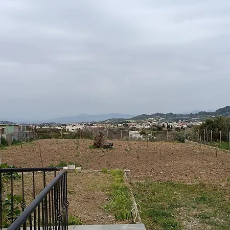 Thea Rhodes Apartmán *