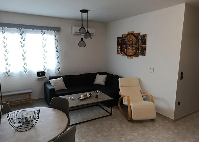 Thea Rhodes Apartman